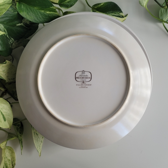 Set of 7 Noritake Progression China Palos Verde 9020 Dinner Plates - Picture 3 of 3